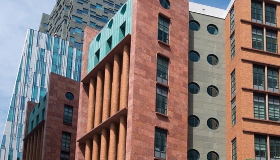 Blackstone hires CBRE to divest commercial property investments